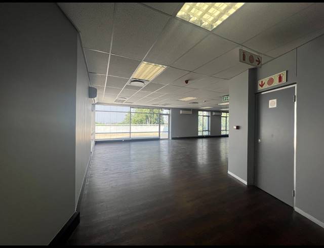 918M² OFFICE TO LET IN ILLOVO